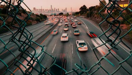 WTT乒乓球现场突发状况！替补席被曝内部传闻，湖人球员反应激烈